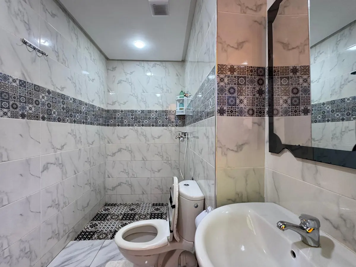 La salle de bains de la chambre double 2